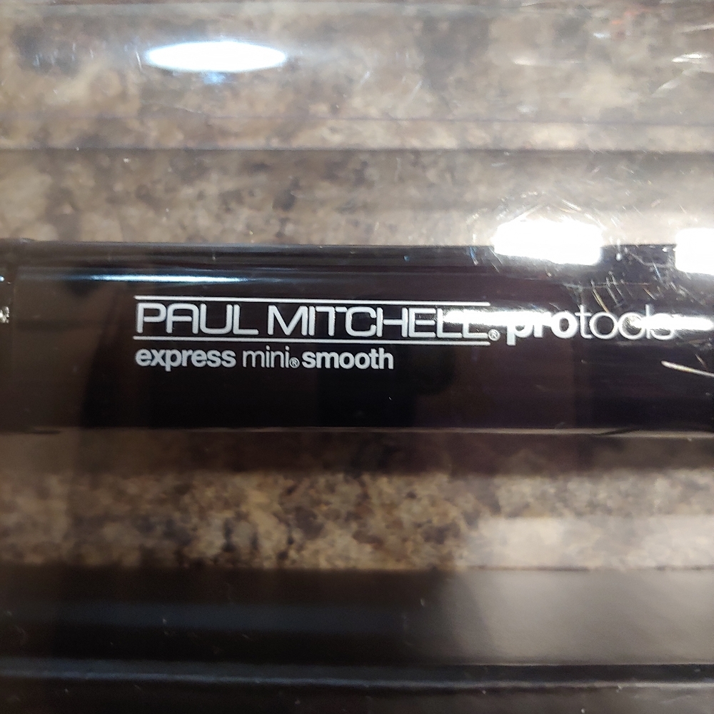 Paul Mitchell express mini flat iron